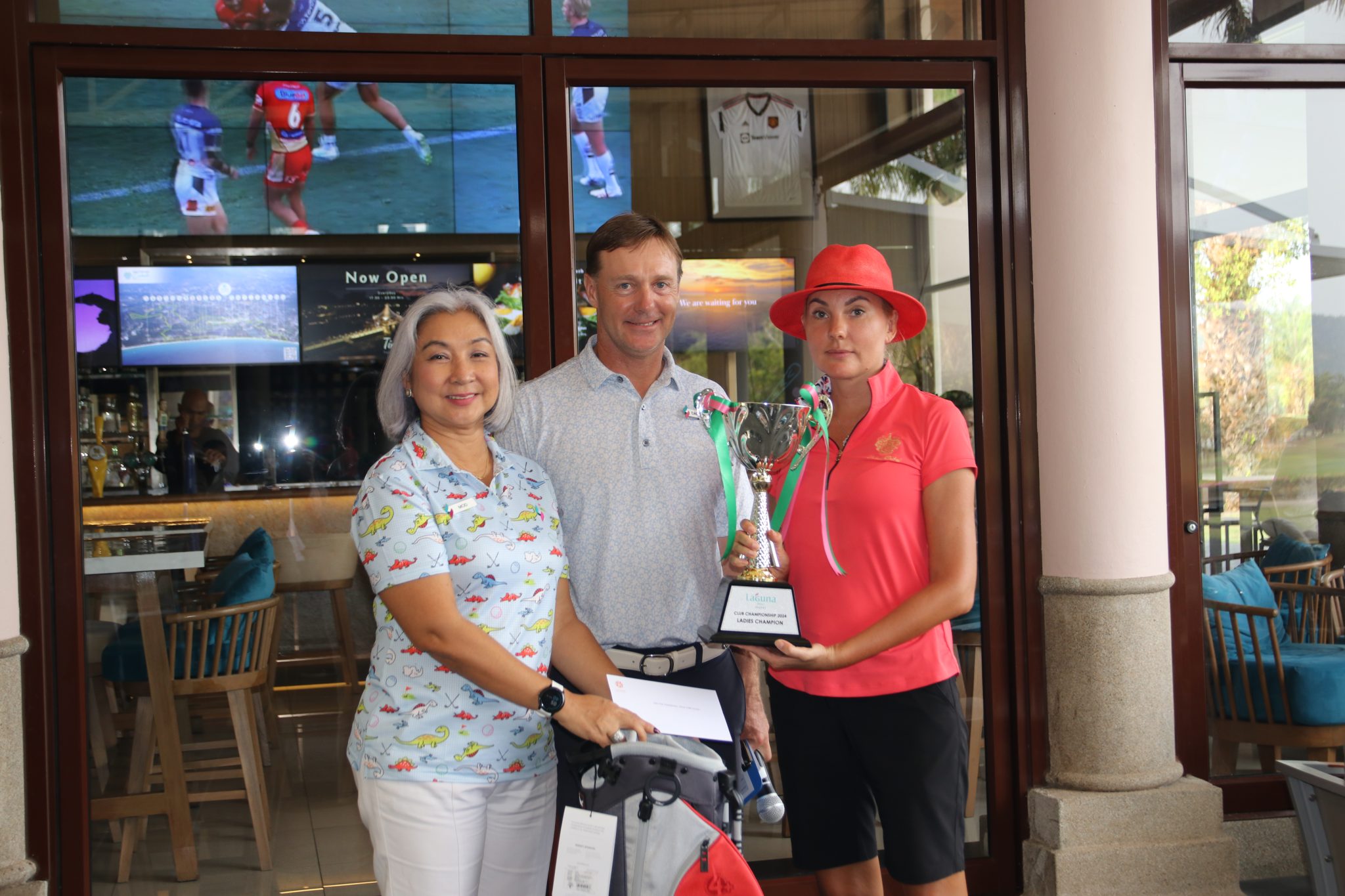 Ladies Club Champion – Alesya Sazanova